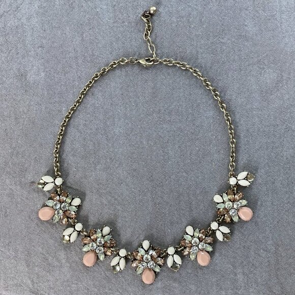 Statement Necklace, Peach Pink Pastel & Rhinestones, Gold Tone, Retro Vibes! - Picture 2 of 10